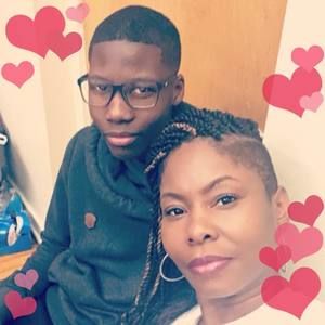 Meet your Posher, Devin